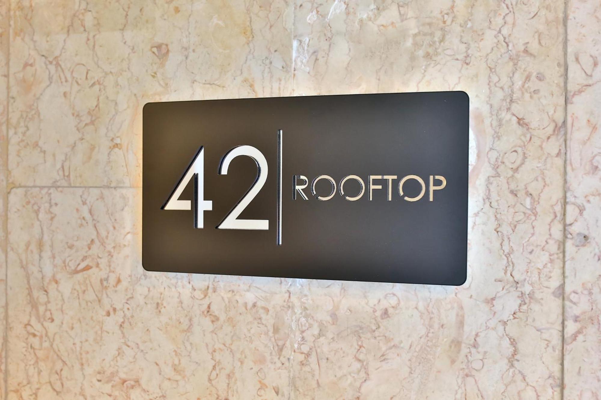 Rooftop 42 - Penthouse Haifa Buitenkant foto