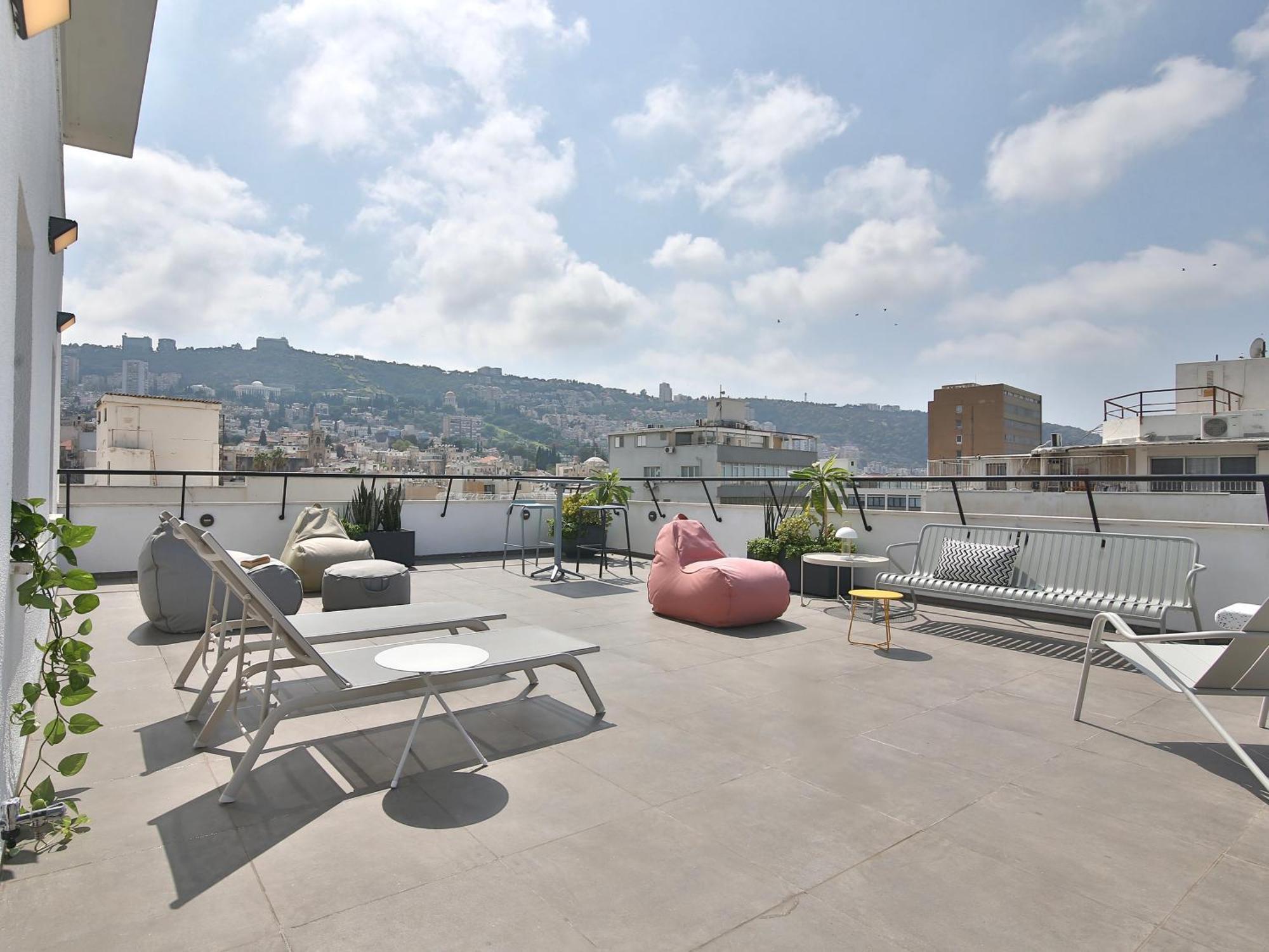 Rooftop 42 - Penthouse Haifa Buitenkant foto
